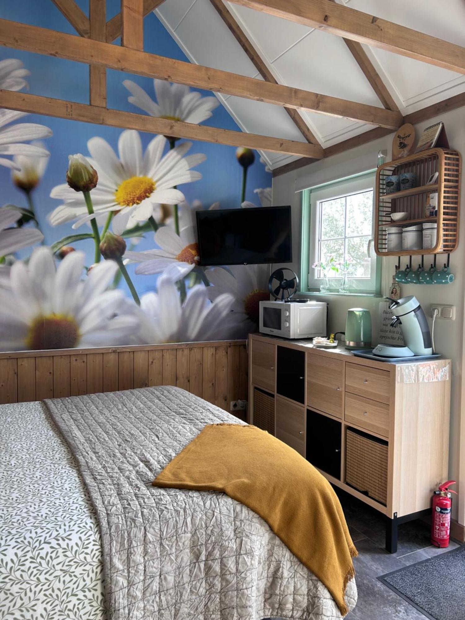 Bed and Breakfast Bed En Brochje De Oase Sweagerbosk Экстерьер фото
